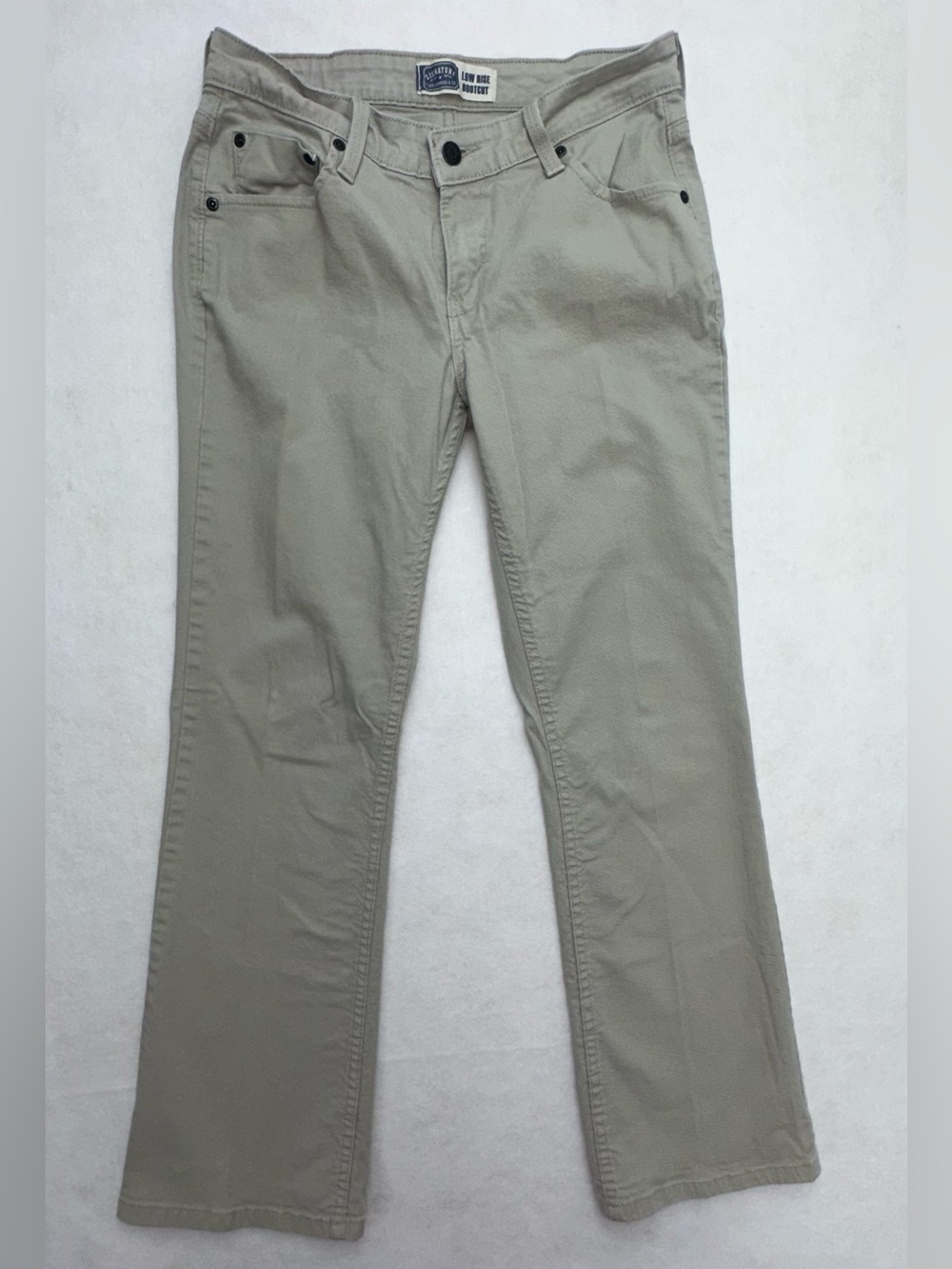 Signature by Levi Strauss Low Rise Bootcut Khaki Pants Size 6 Medium Stretch